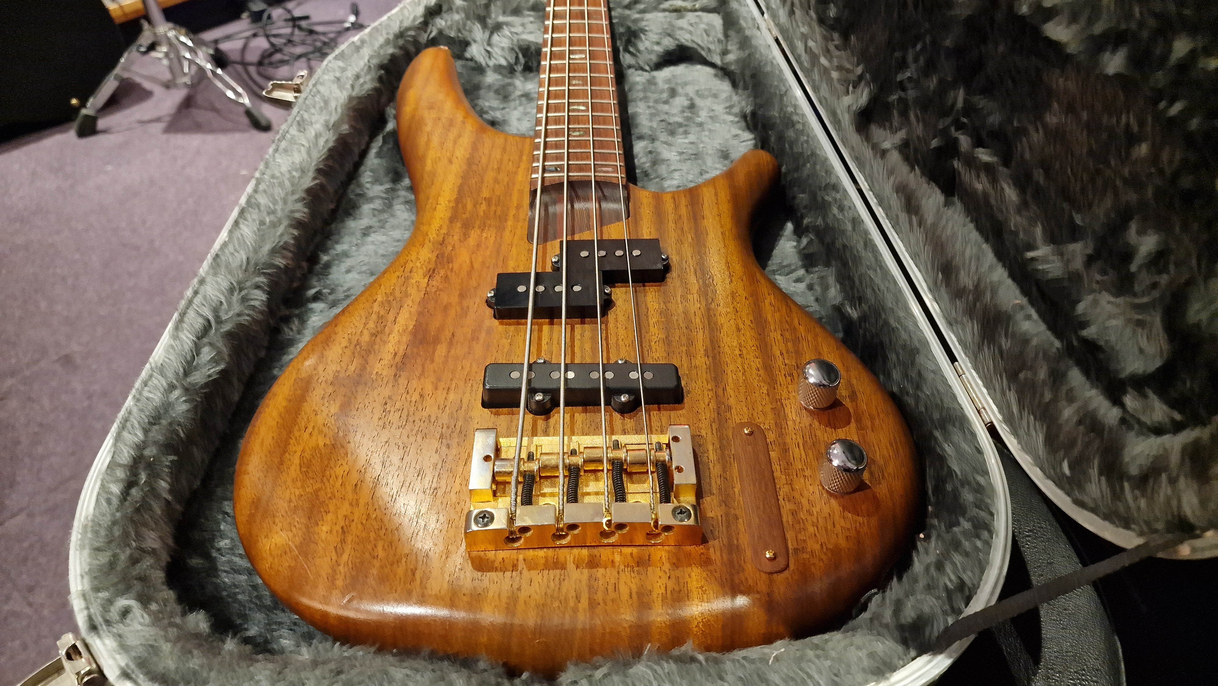 1995 Ibanez SR 1000 SOL SDGR Soundgear Precision Jazz PJ Bass 4-String –  Essex Recording Studios