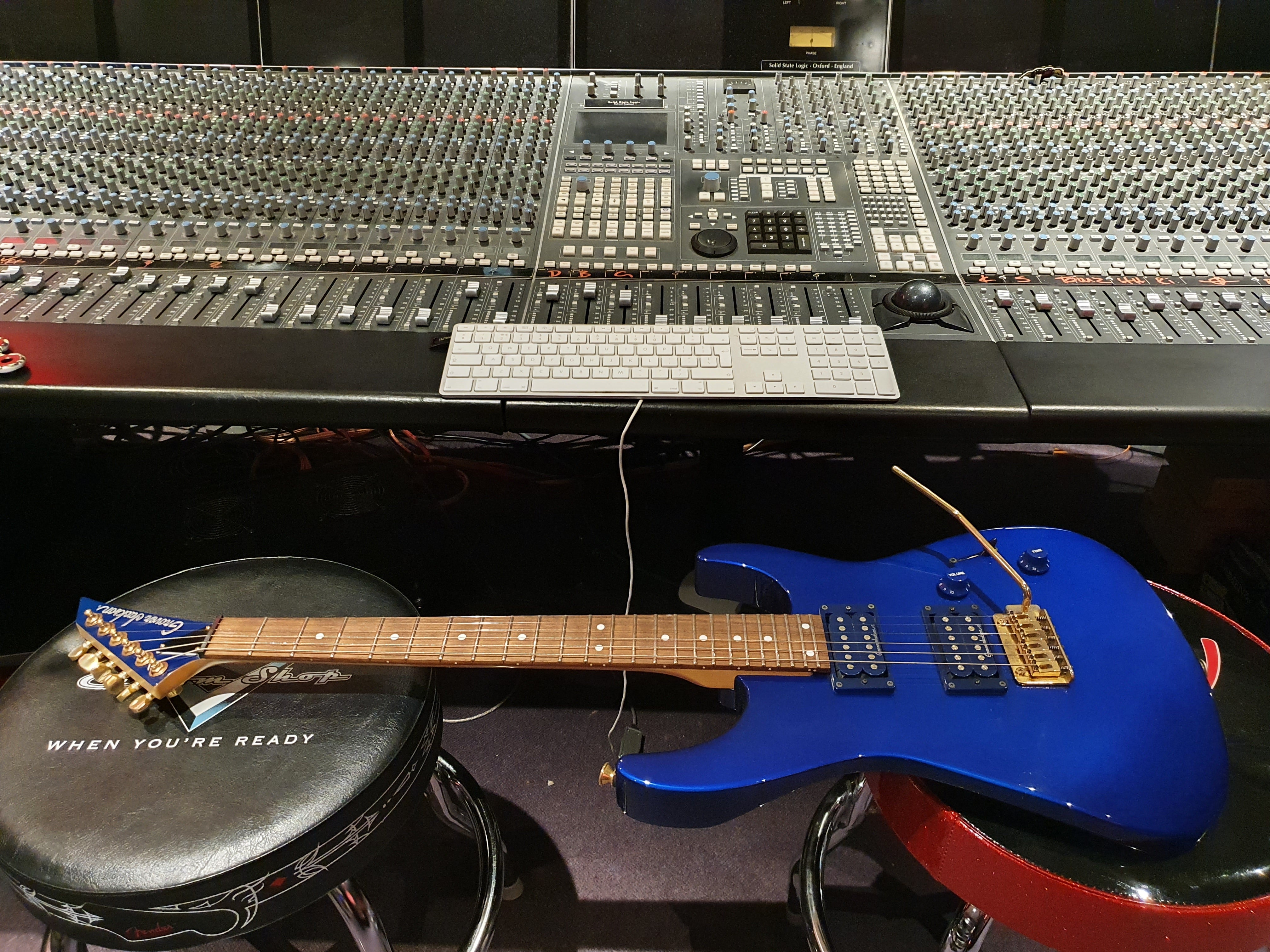 Grover Jackson Japanese Dinky San Dimas Style MIJ Strat Blue Gold Hard –  Essex Recording Studios