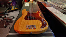 Load image into Gallery viewer, 1966 Fender Precision Bass American Vintage 60s USA P-Bass
