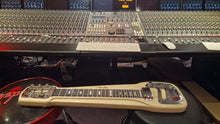 Load image into Gallery viewer, Fender Champion Lap Steel Vintage Deluxe Studio Electric Guitar
