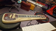 Load image into Gallery viewer, Fender Champion Lap Steel Vintage Deluxe Studio Electric Guitar
