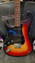 Load image into Gallery viewer, 1977 Fender Stratocaster Sunburst Hardtail vintage 70s USA Strat Lefty LH Left Hand American Guitar
