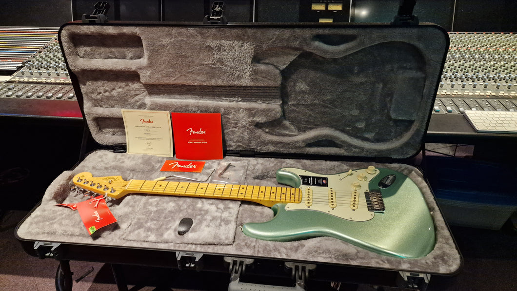 Fender American Professional II Stratocaster Mystic Surf Green Maple Fretboard Electric Guitar