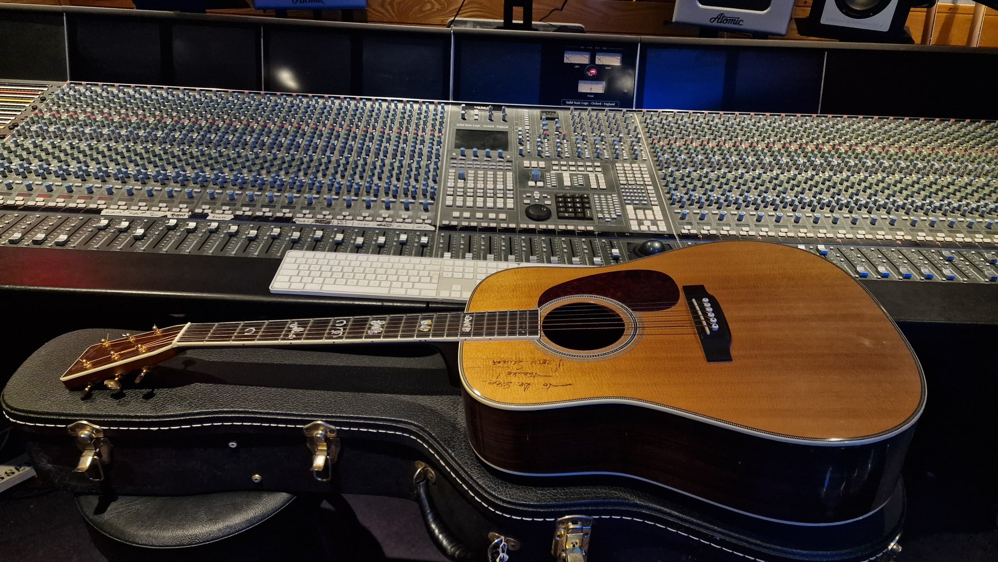 Martin Marty Stuart (Ex-Johnny Cash D-45) HD-40MS Custom Shop Limited –  Essex Recording Studios