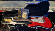 Load image into Gallery viewer, NEW 2001 Fender American Standard Stratocaster USA Strat Guitar NEVER PLAYED NOS!
