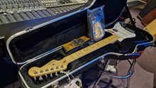 Load image into Gallery viewer, NEW 2001 Fender American Standard Stratocaster USA Strat Guitar Black NEVER PLAYED NOS!
