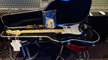 Load image into Gallery viewer, NEW 2001 Fender American Standard Stratocaster USA Strat Guitar Black NEVER PLAYED NOS!
